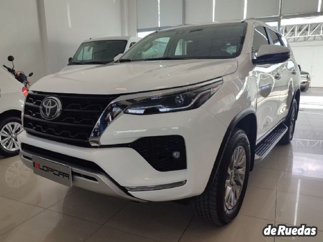 Toyota Hilux SW4 Usado en Córdoba, deRuedas