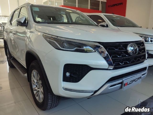 Toyota Hilux SW4 Usado en Córdoba, deRuedas