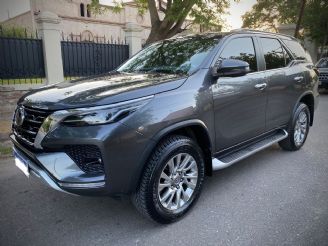 Toyota Hilux SW4 Usado en San Juan Financiado