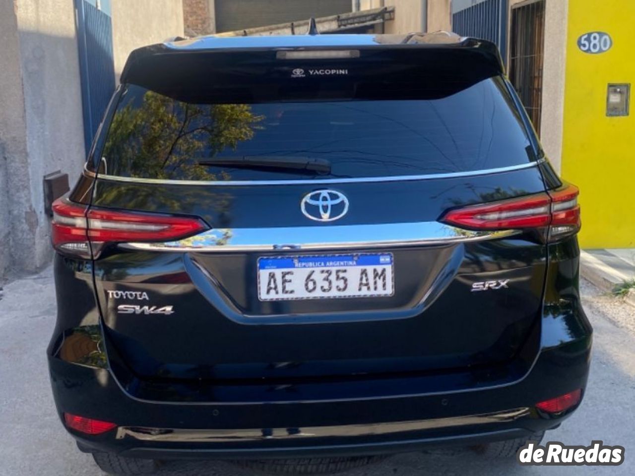 Toyota Hilux SW4 Usado en Mendoza, deRuedas