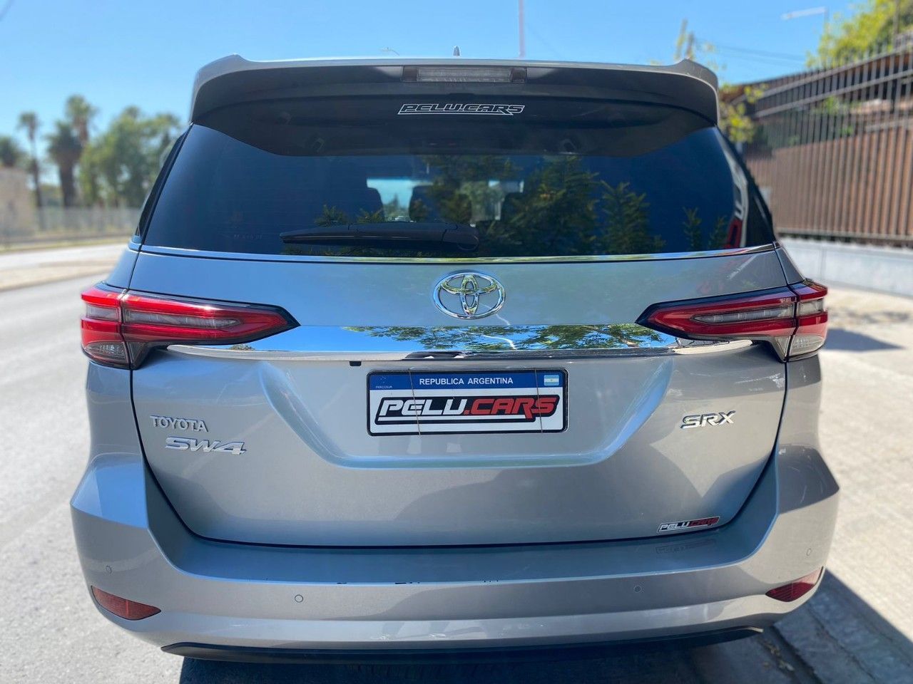 Toyota Hilux SW4 Usado en San Juan, deRuedas