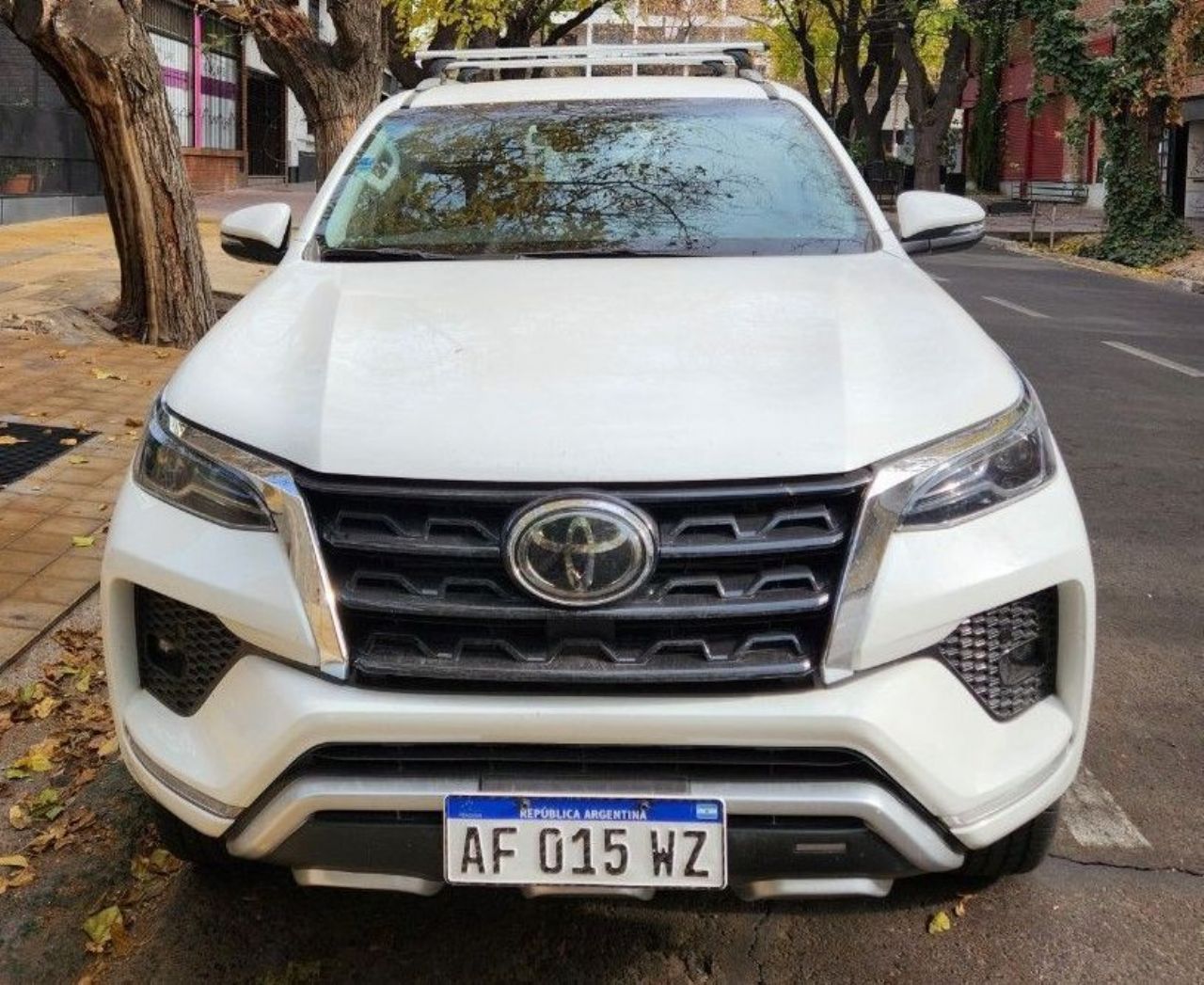 Toyota Hilux SW4 Usado en Mendoza, deRuedas