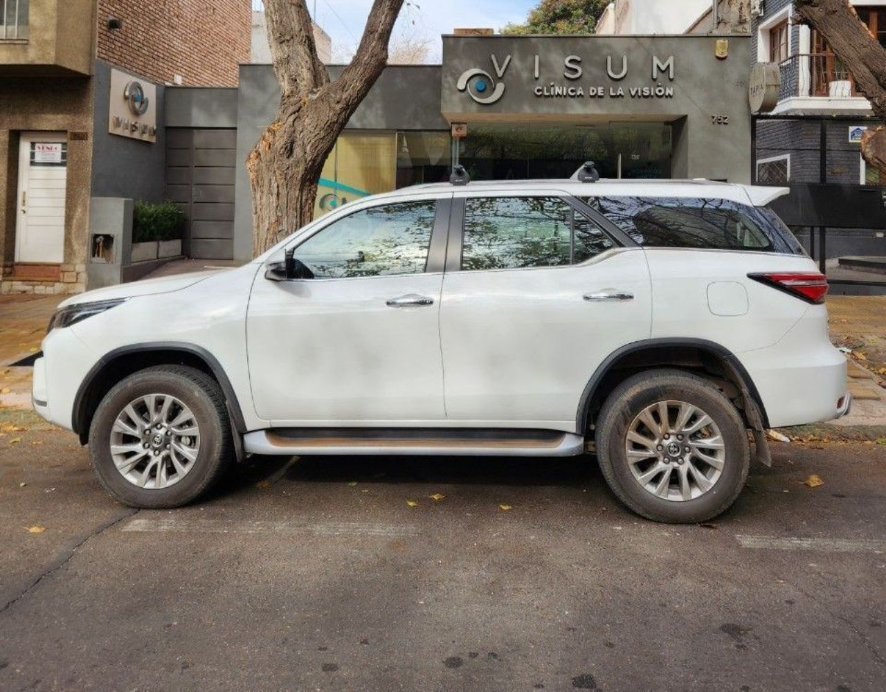 Toyota Hilux SW4 Usado en Mendoza, deRuedas