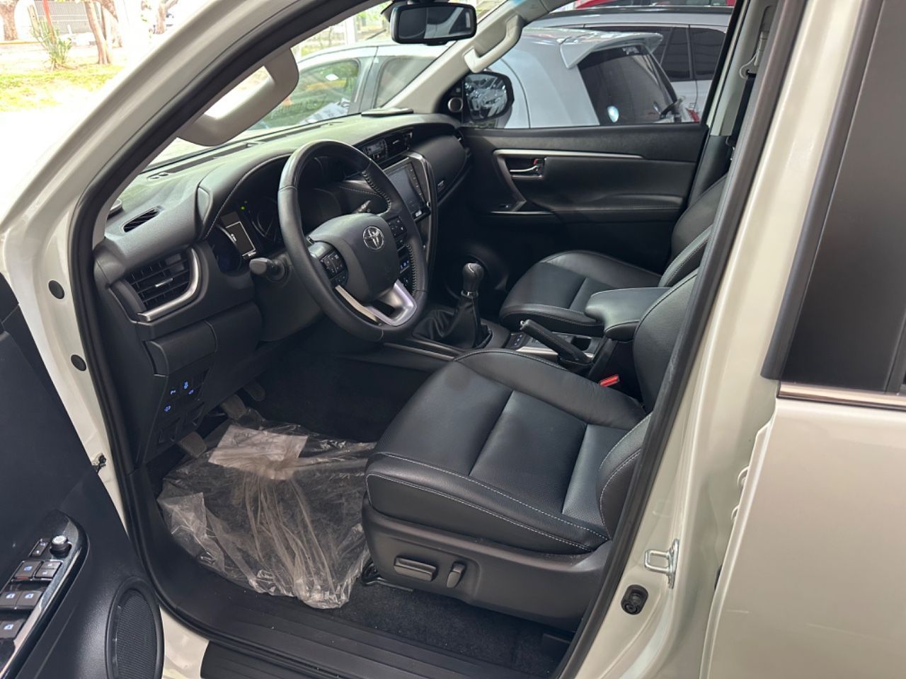 Toyota Hilux SW4 Usado en Mendoza, deRuedas