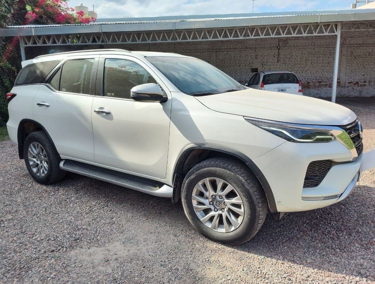Toyota Hilux SW4 Usado en Mendoza, deRuedas