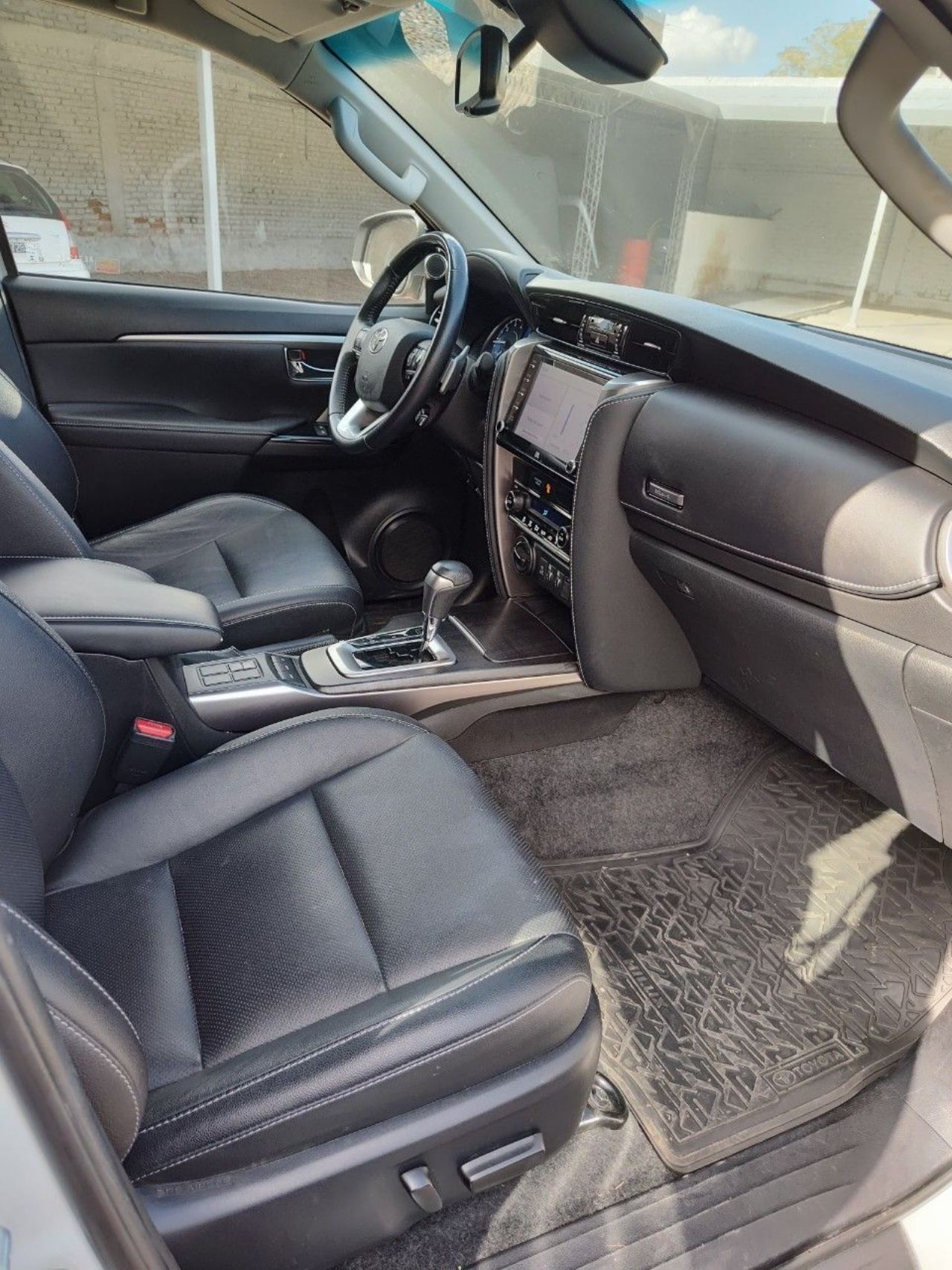 Toyota Hilux SW4 Usado en Mendoza, deRuedas
