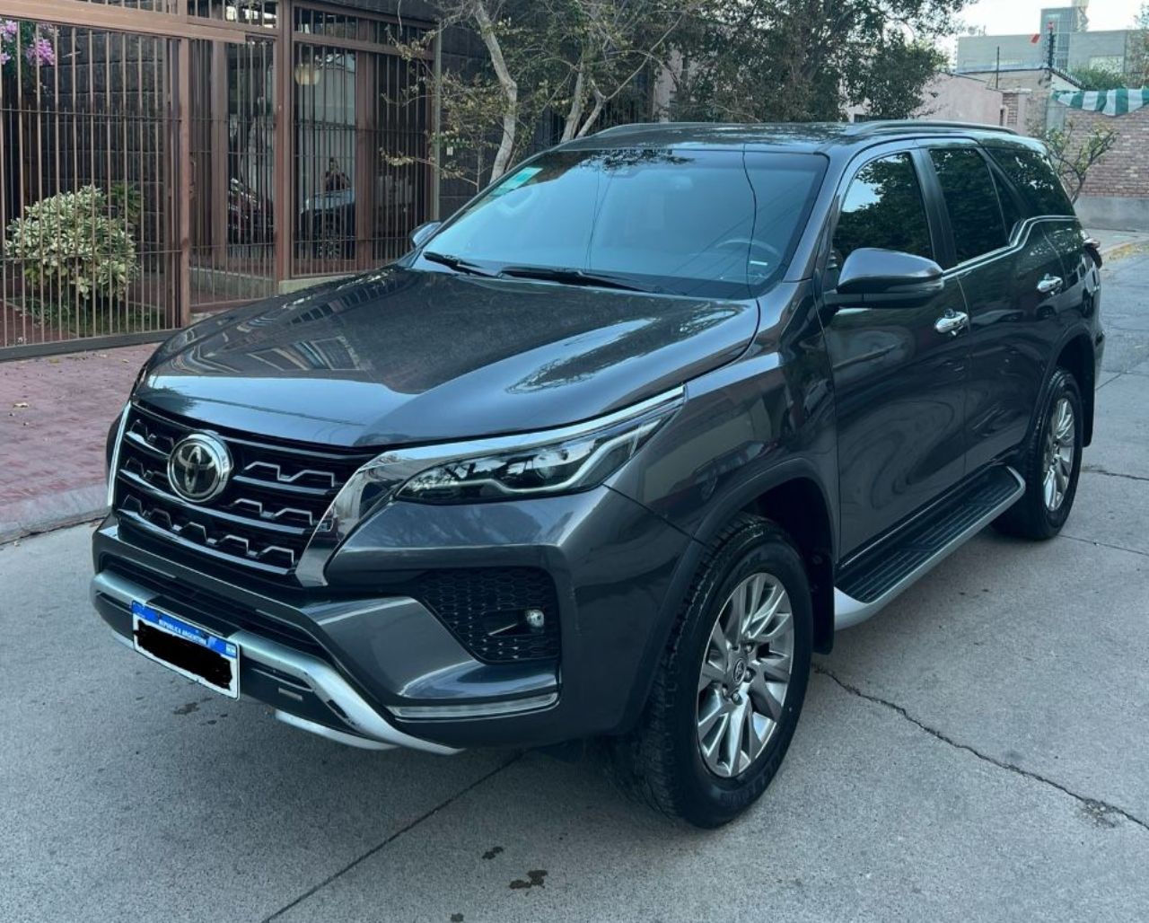 Toyota Hilux SW4 Usado en Mendoza, deRuedas