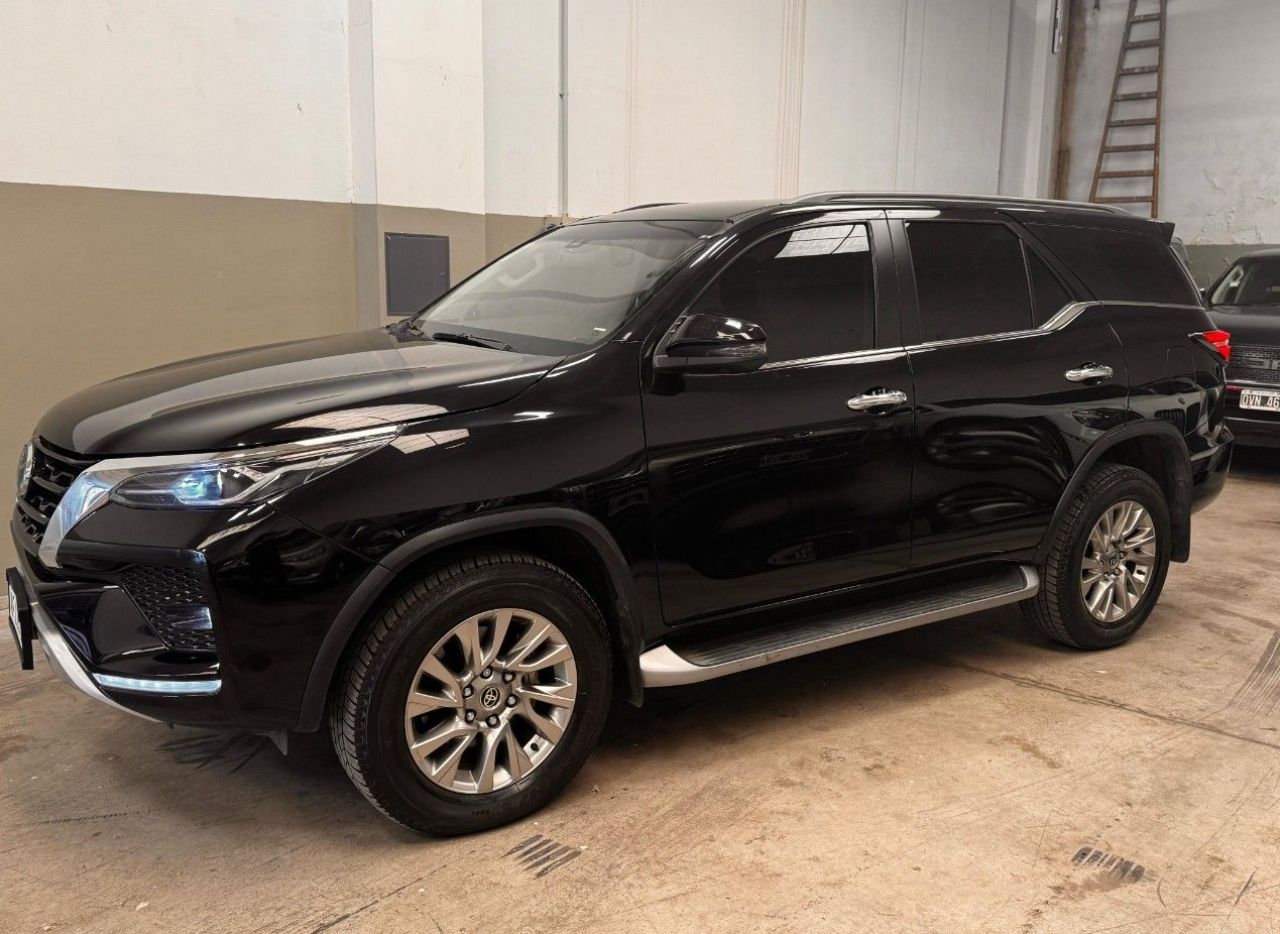Toyota Hilux SW4 Usado Financiado en Córdoba, deRuedas