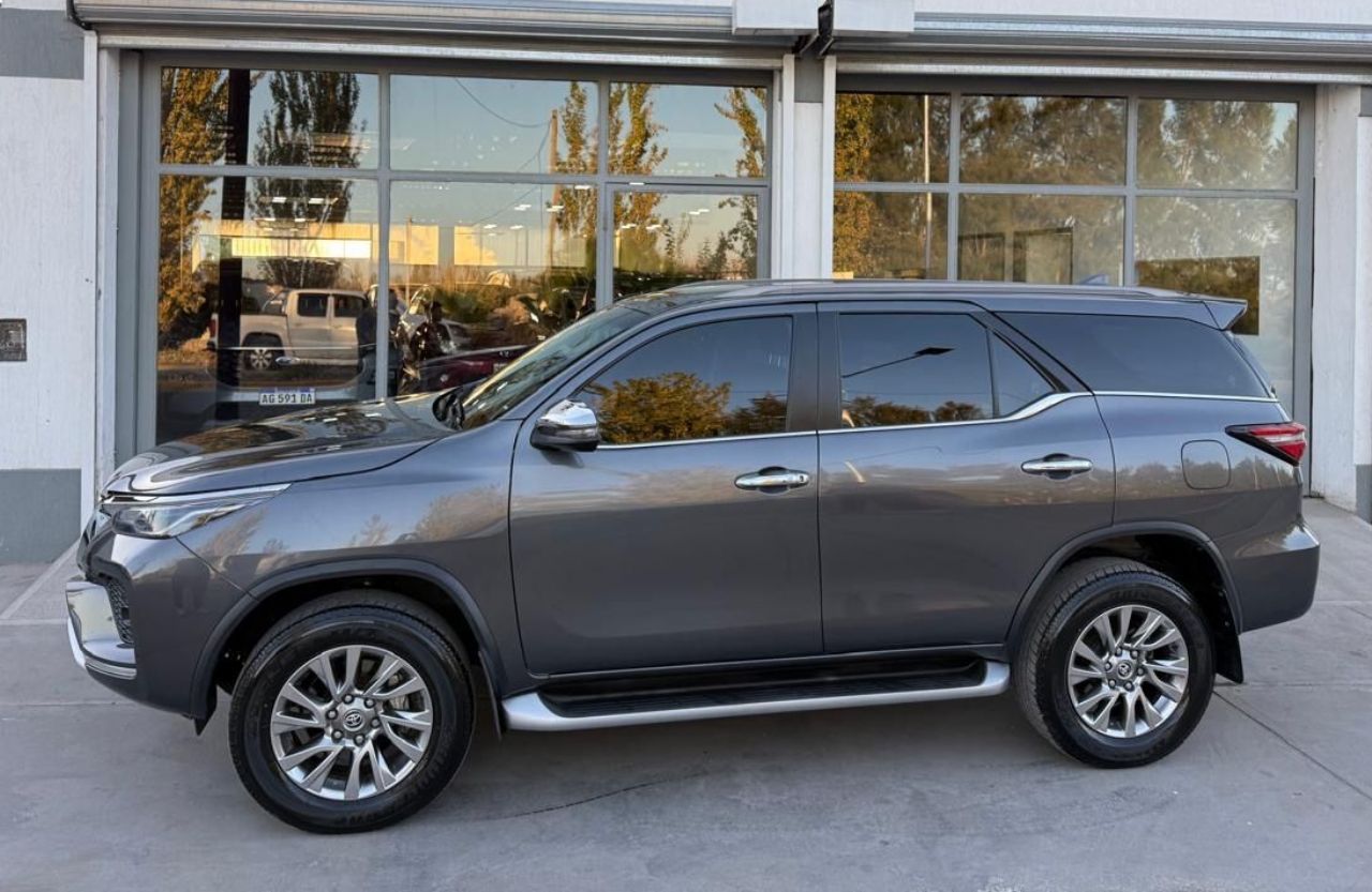 Toyota Hilux SW4 Usado en Mendoza, deRuedas