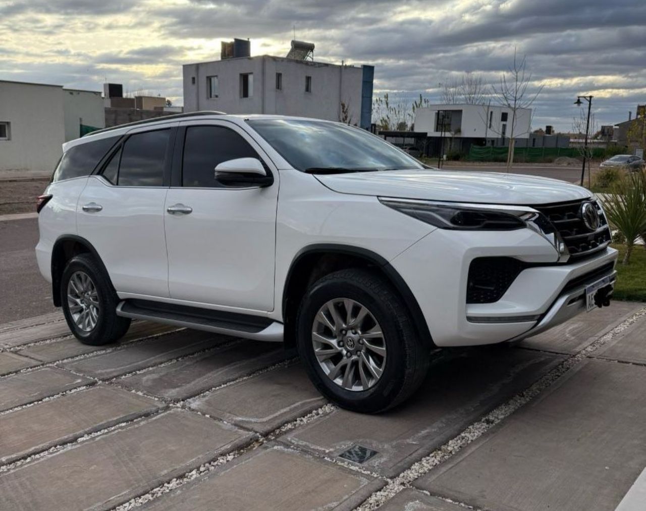 Toyota Hilux SW4 Usado en Mendoza, deRuedas