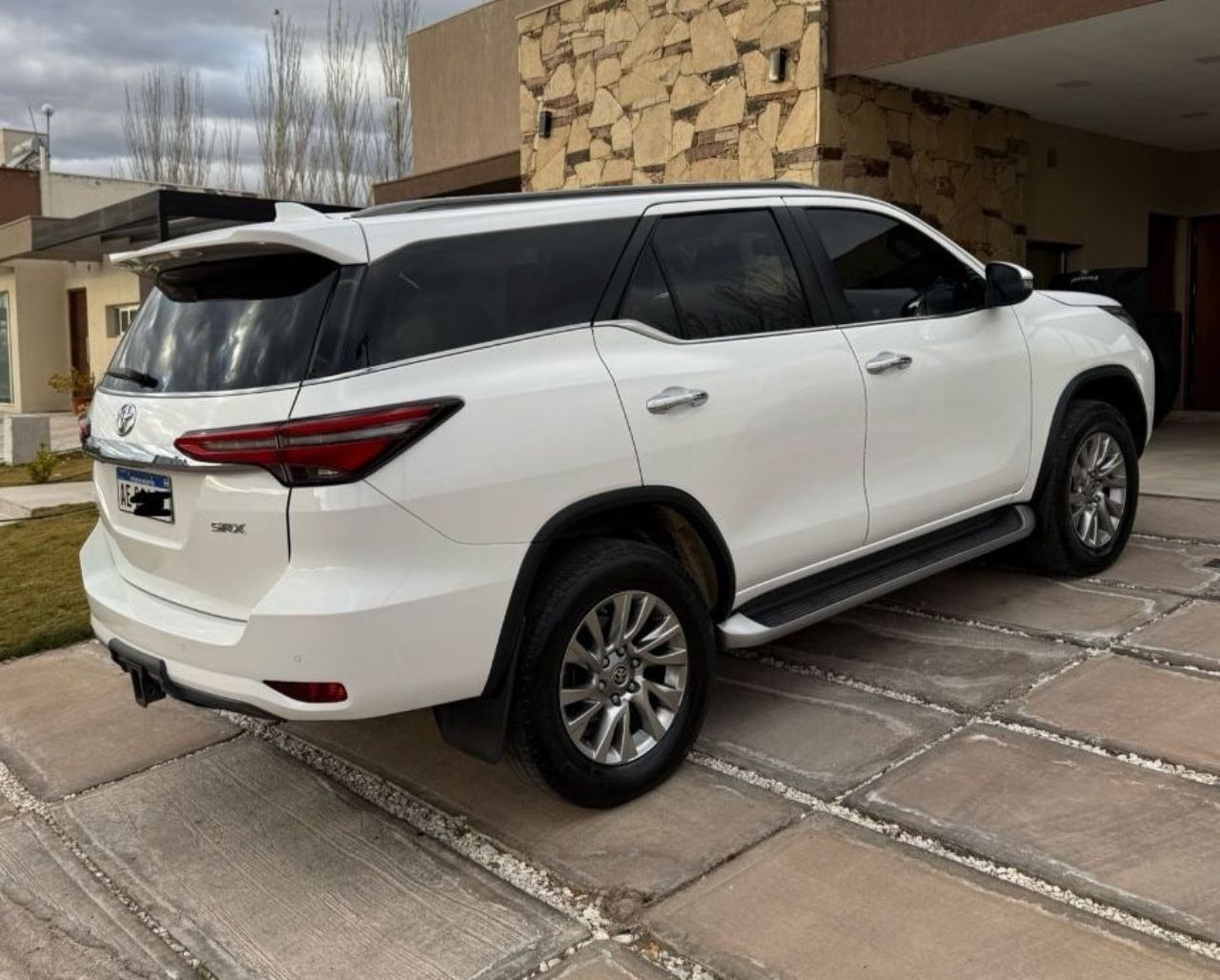 Toyota Hilux SW4 Usado en Mendoza, deRuedas