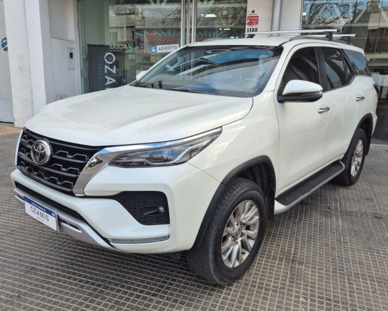 Toyota Hilux SW4 Usado Financiado en Mendoza, deRuedas