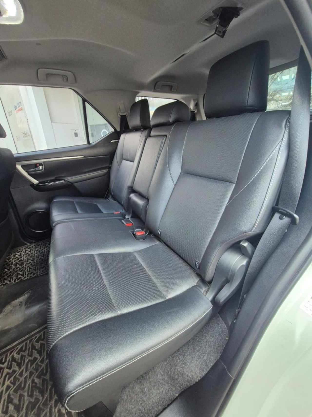 Toyota Hilux SW4 Usado Financiado en Mendoza, deRuedas