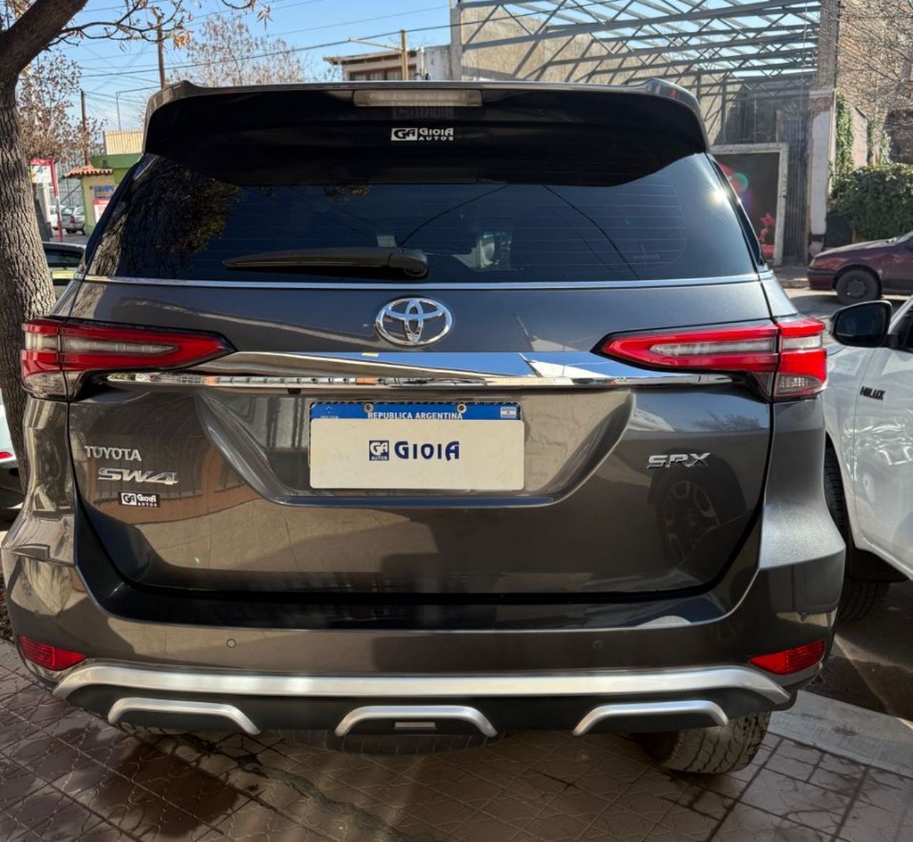 Toyota Hilux SW4 Usado Financiado en Mendoza, deRuedas