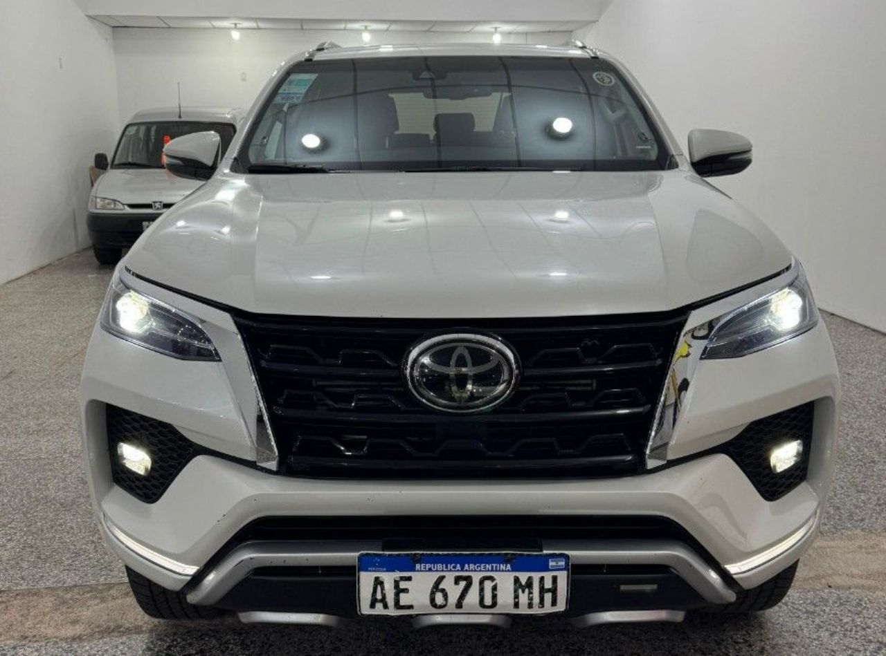 Toyota Hilux SW4 Usado Financiado en San Luis, deRuedas