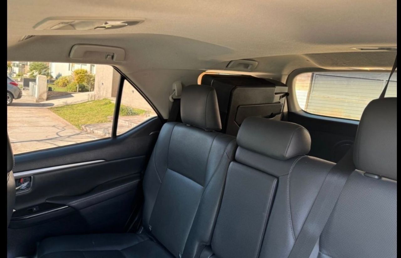 Toyota Hilux SW4 Usado en Mendoza, deRuedas