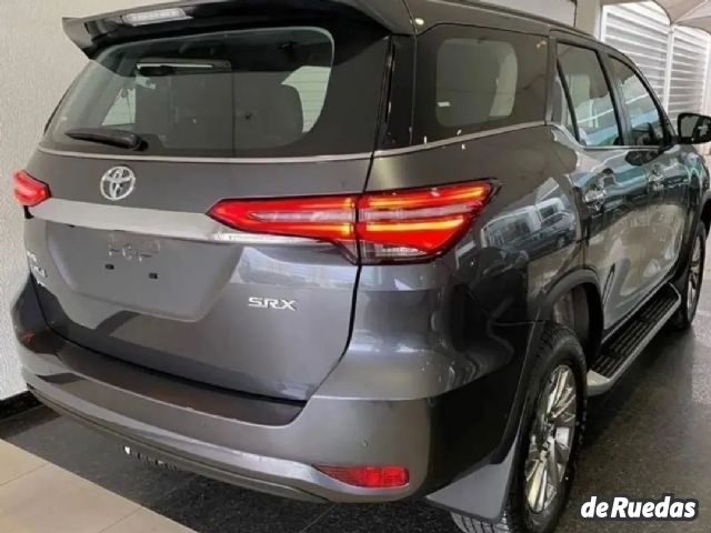 Toyota Hilux SW4 Nuevo en Cordoba, deRuedas