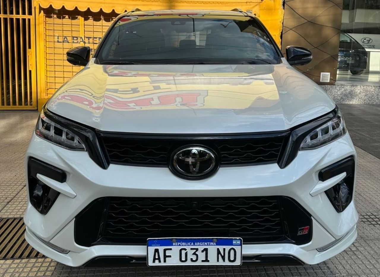 Toyota Hilux SW4 Usado en Mendoza, deRuedas