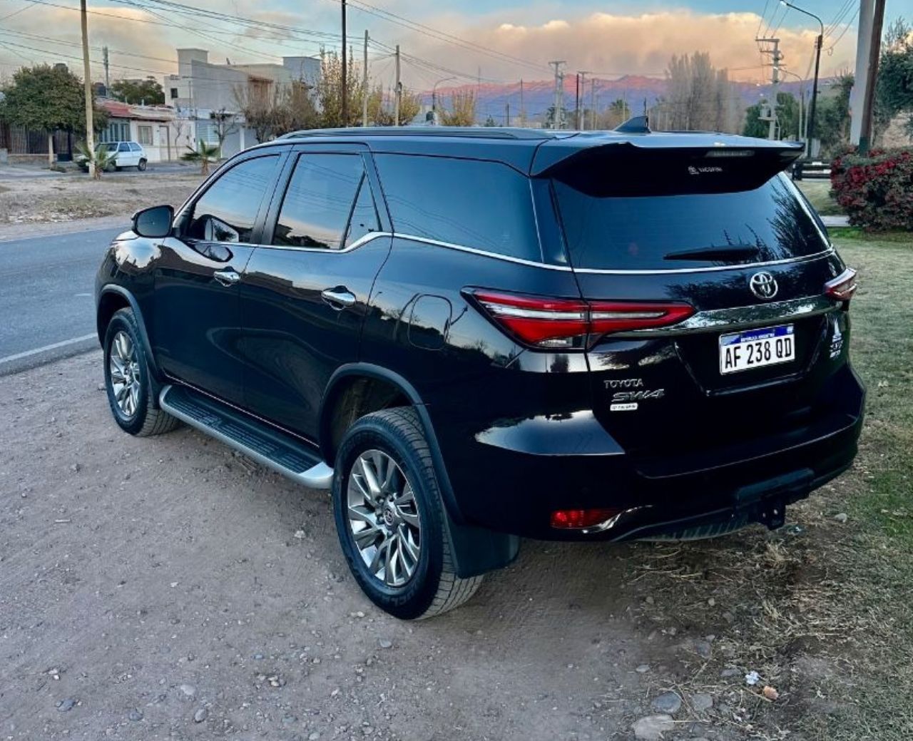 Toyota Hilux SW4 Usado en Mendoza, deRuedas