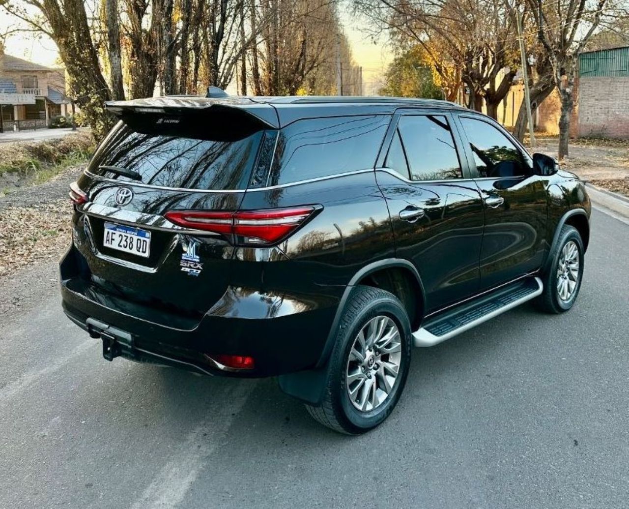 Toyota Hilux SW4 Usado en Mendoza, deRuedas