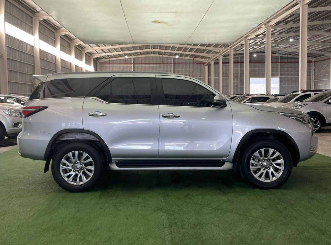 Toyota Hilux SW4 Usado Financiado en Córdoba, deRuedas