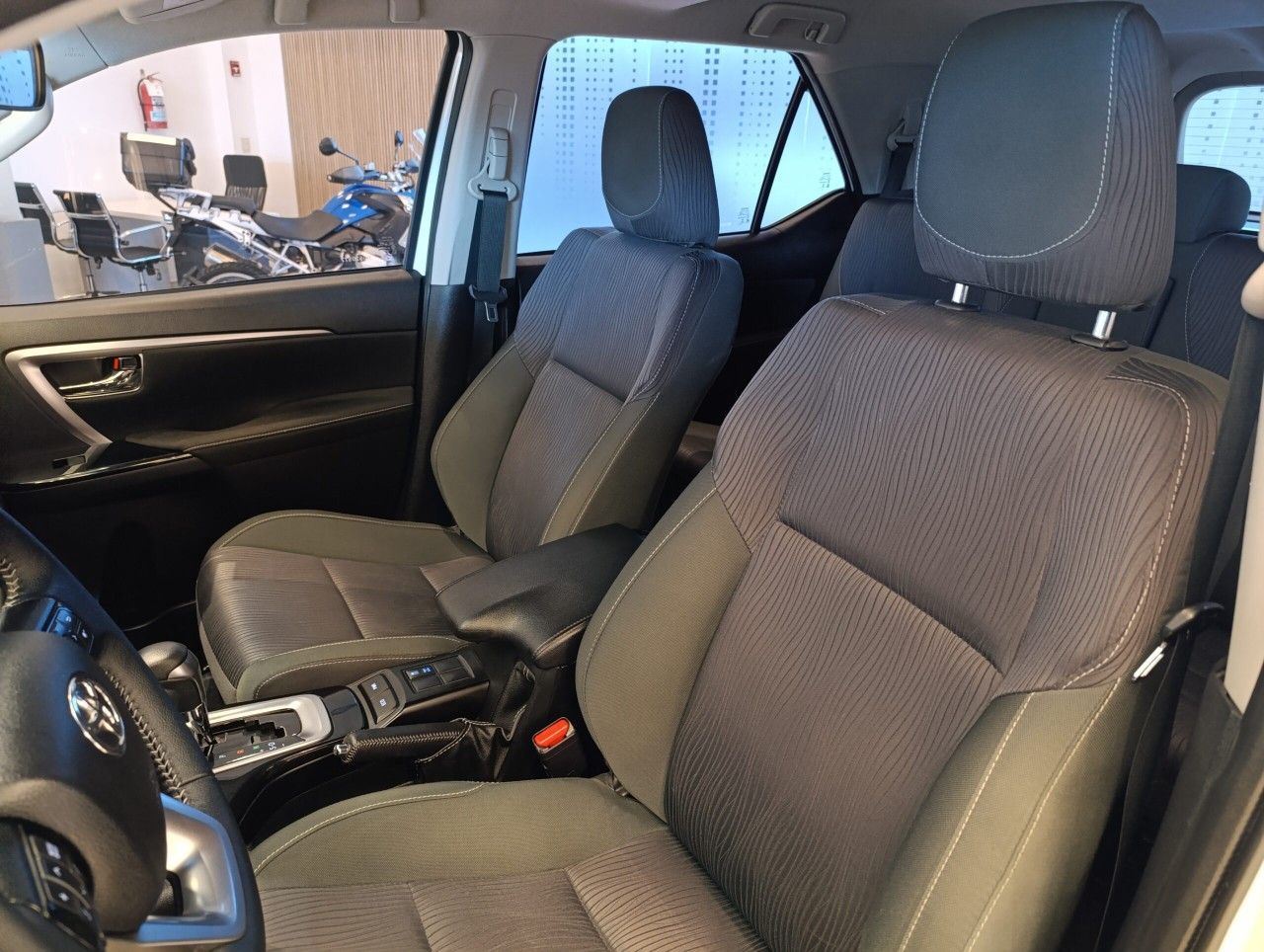 Toyota Hilux SW4 Usado Financiado en Córdoba, deRuedas