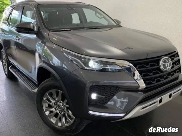 Toyota Hilux SW4 Nuevo en Córdoba, deRuedas