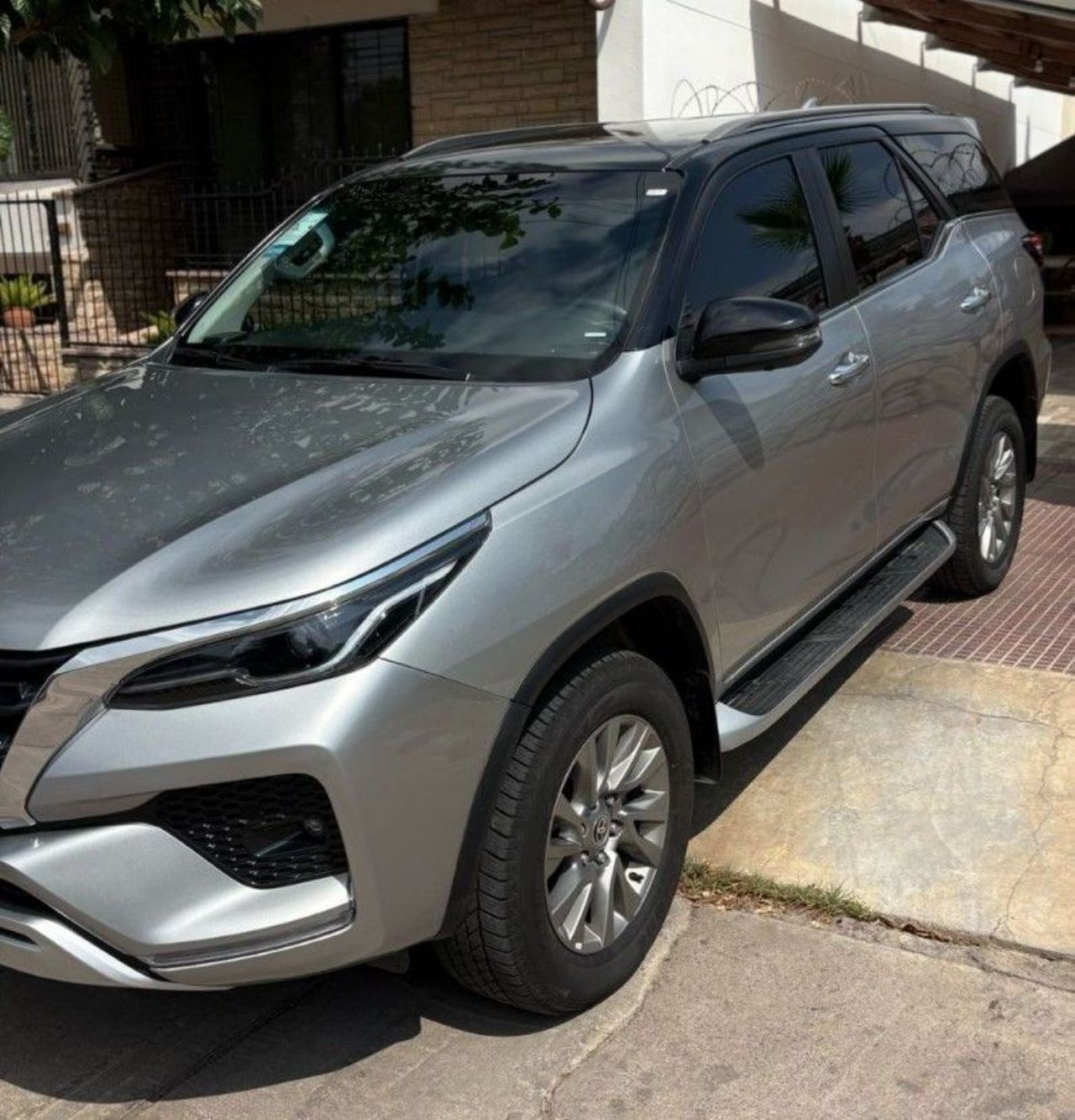 Toyota Hilux SW4 Usado en Buenos Aires, deRuedas