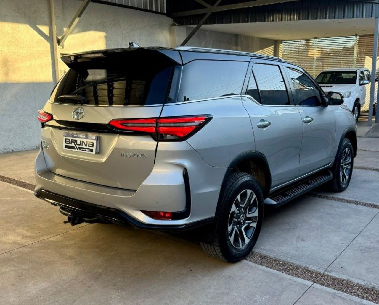 Toyota Hilux SW4 Usado Financiado en Mendoza, deRuedas