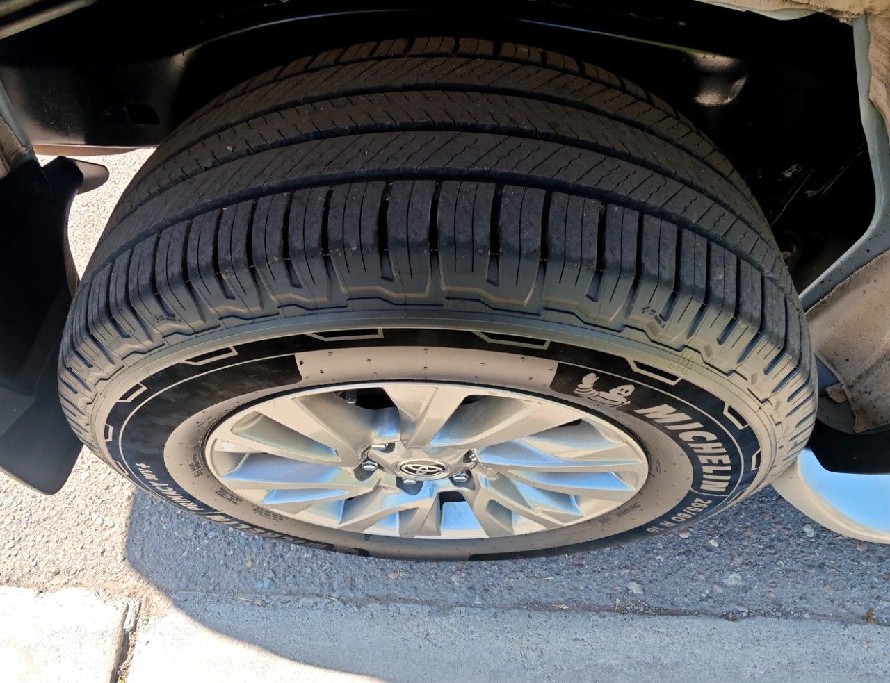 Toyota Hilux SW4 Usado Financiado en Mendoza, deRuedas