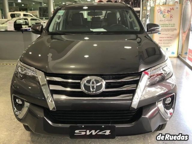 Toyota Hilux SW4 Nuevo en Mendoza, deRuedas