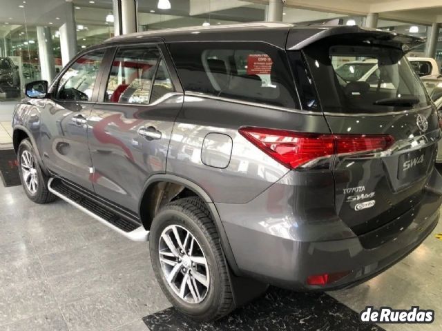 Toyota Hilux SW4 Nuevo en Mendoza, deRuedas