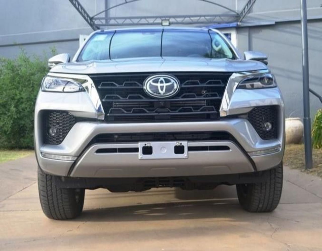 Toyota Hilux SW4 Nuevo en Córdoba, deRuedas