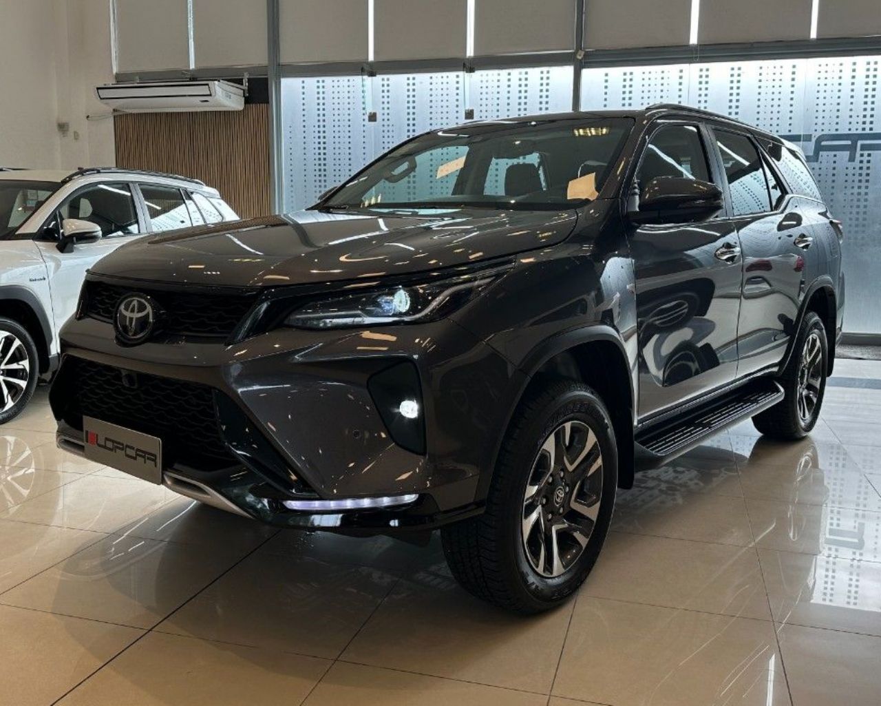 Toyota Hilux SW4 Nuevo Financiado en Córdoba, deRuedas