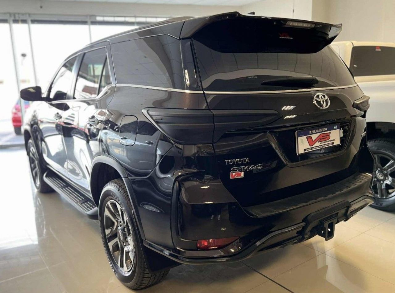 Toyota Hilux SW4 Usado Financiado en Mendoza, deRuedas