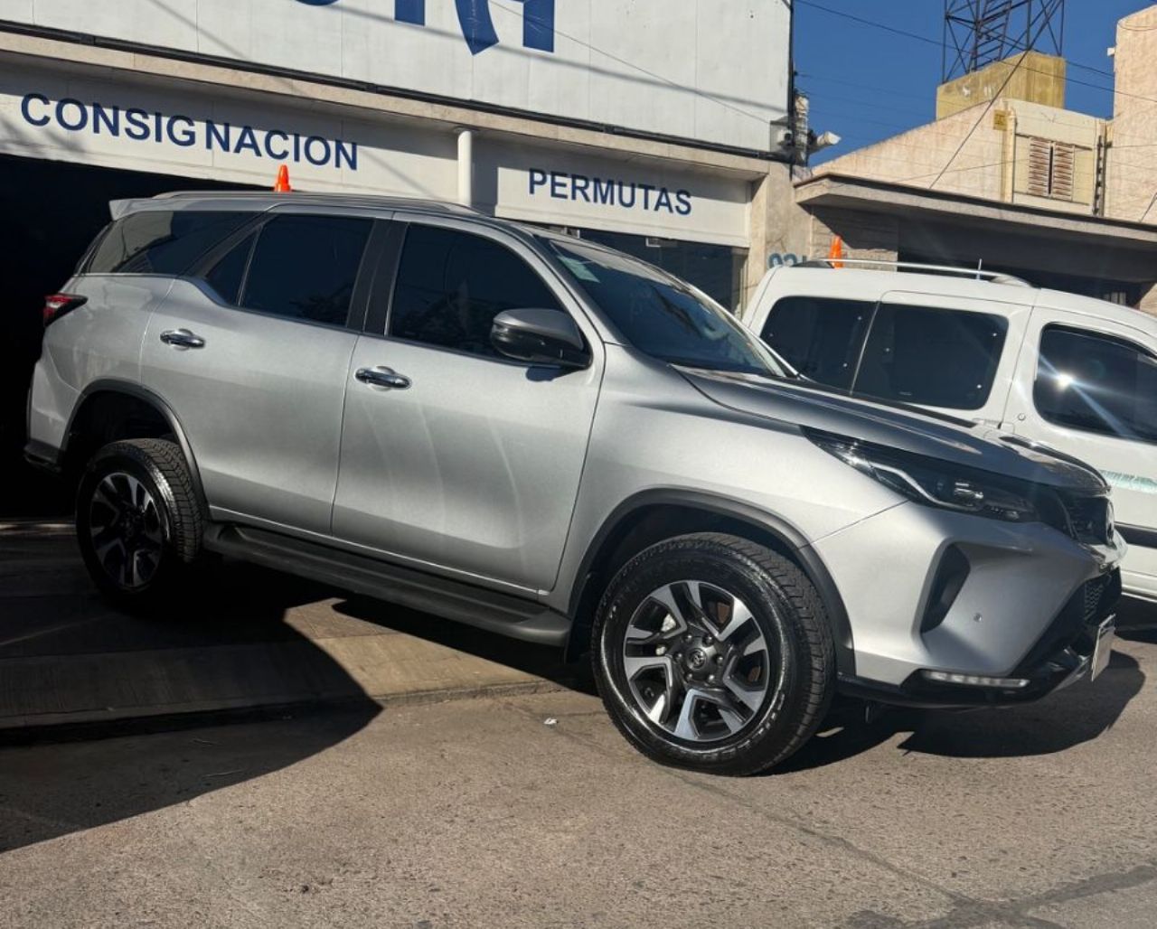 Toyota Hilux SW4 Usado Financiado en Mendoza, deRuedas