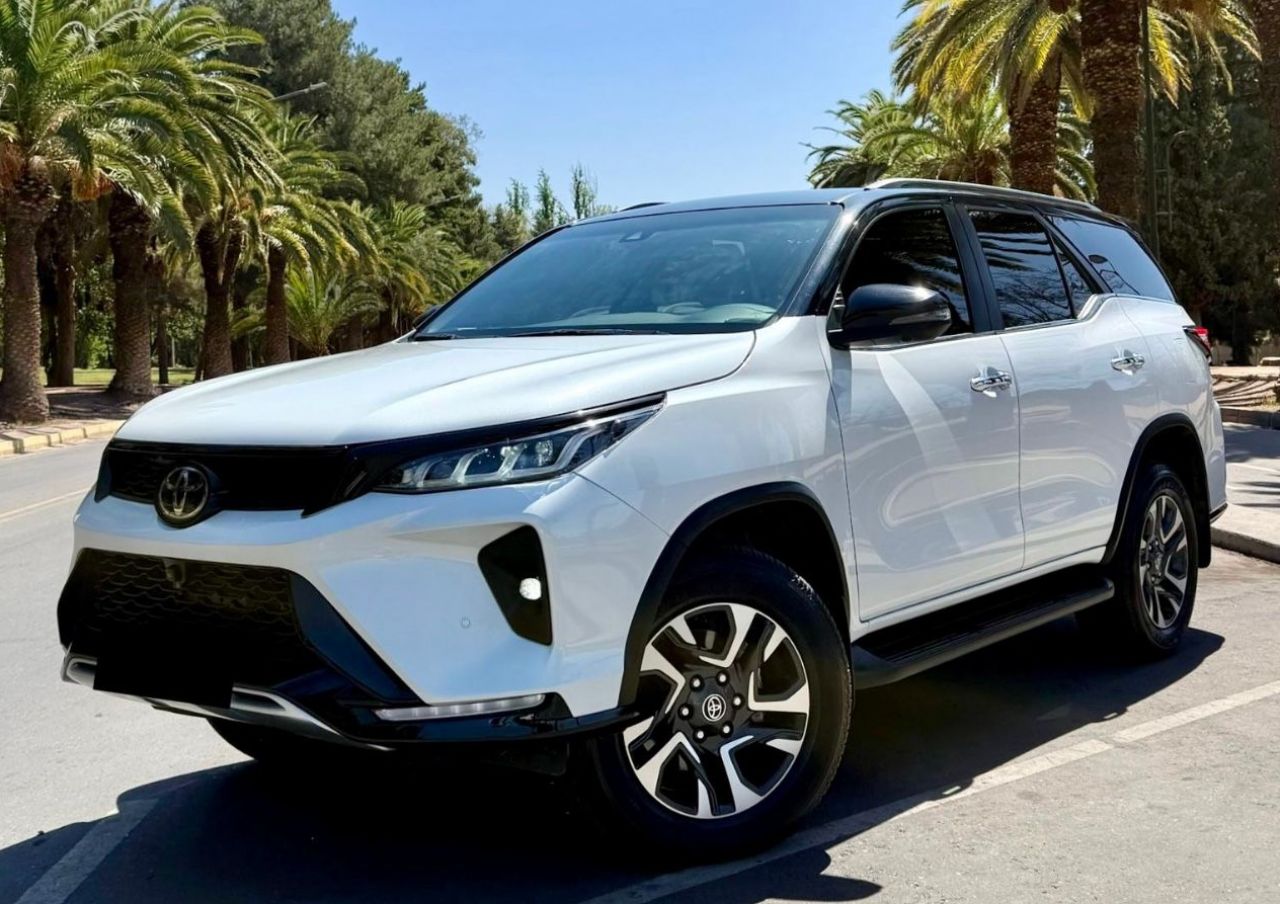 Toyota Hilux SW4 Usado Financiado en Mendoza, deRuedas