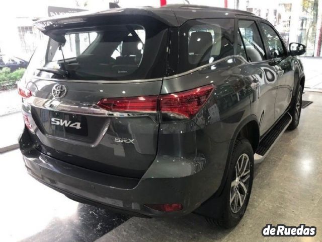 Toyota Hilux SW4 Nuevo en Mendoza, deRuedas