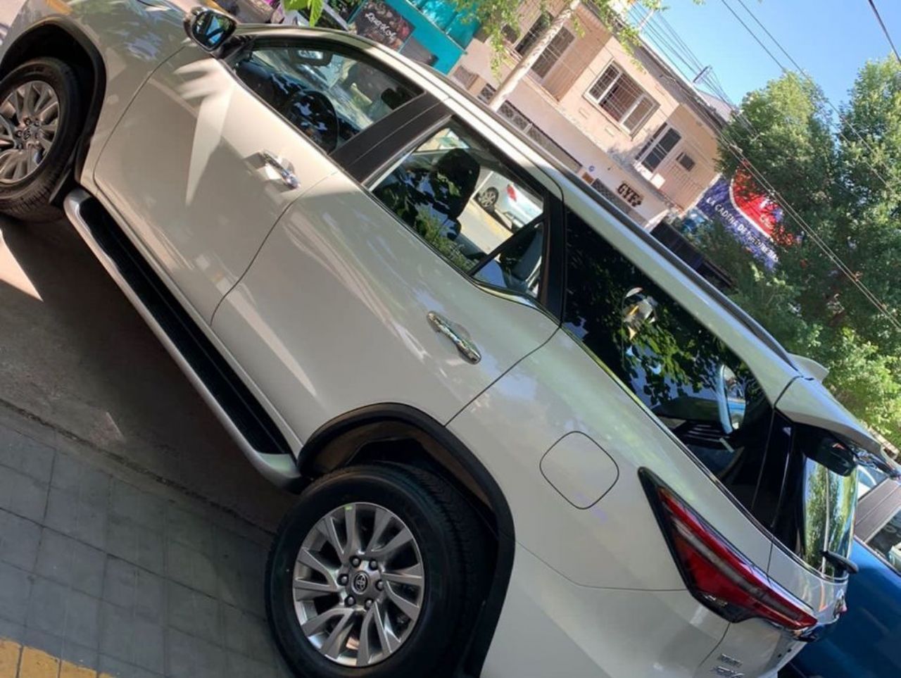 Toyota Hilux SW4 Nuevo en Mendoza, deRuedas