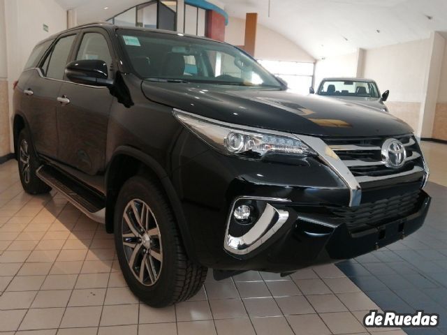 Toyota Hilux SW4 Nuevo en Mendoza, deRuedas