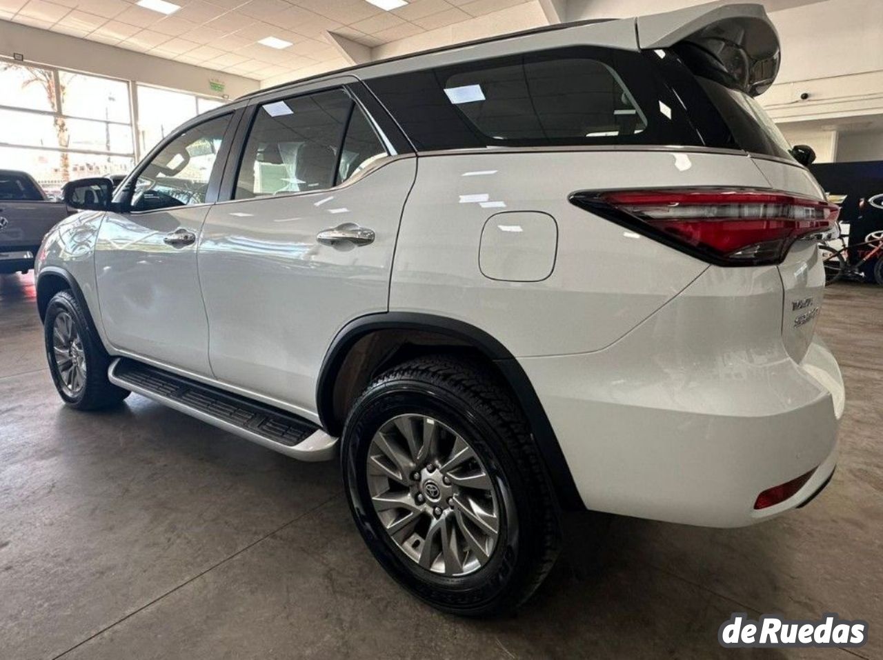 Toyota Hilux SW4 Nuevo en San Juan, deRuedas