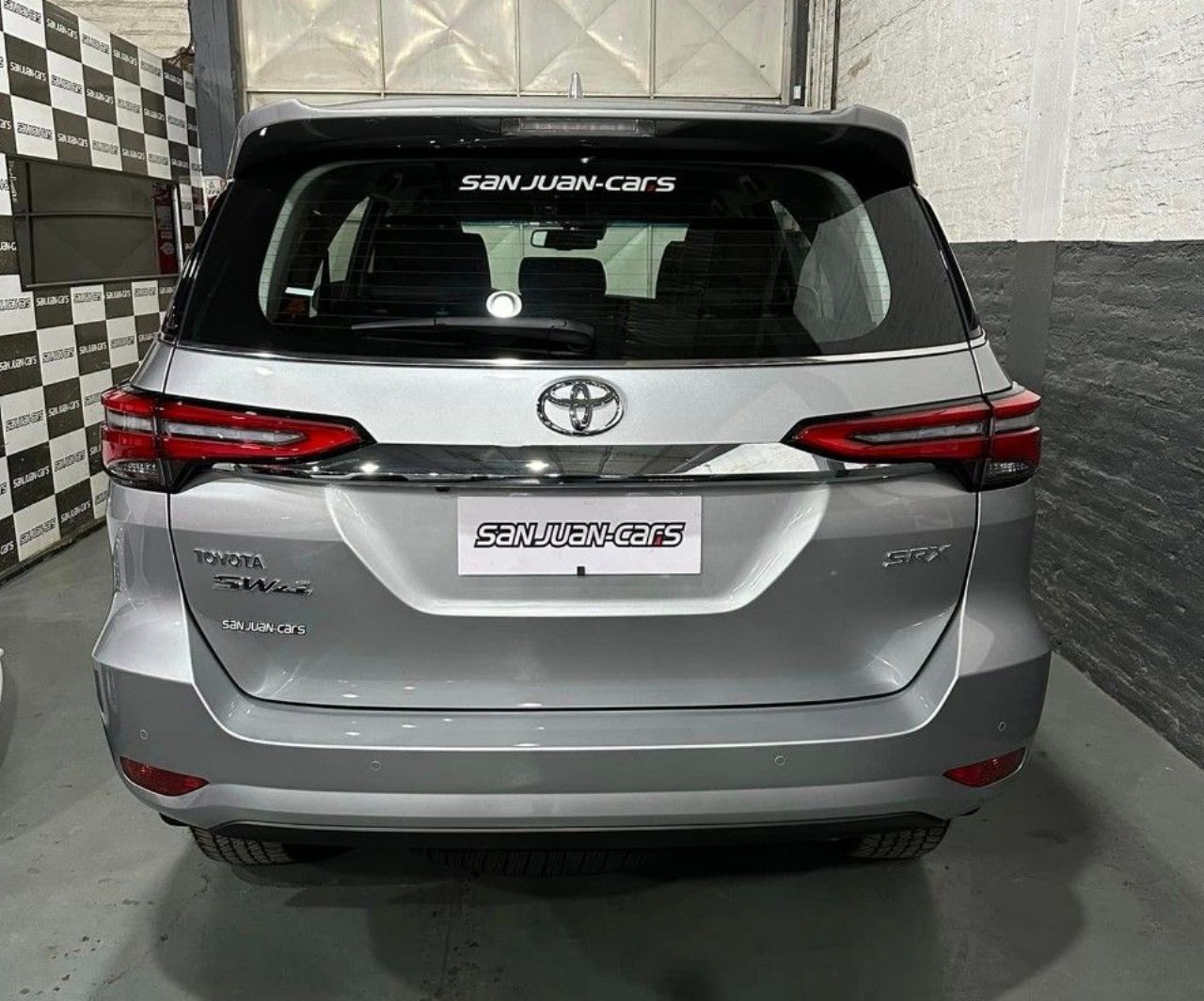 Toyota Hilux SW4 Nuevo en San Juan, deRuedas