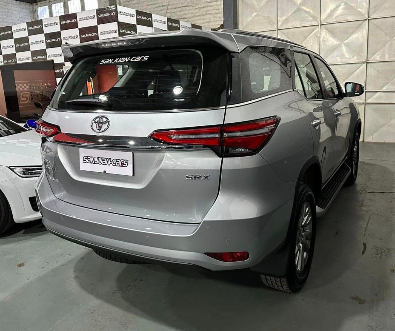 Toyota Hilux SW4 Nuevo en San Juan, deRuedas