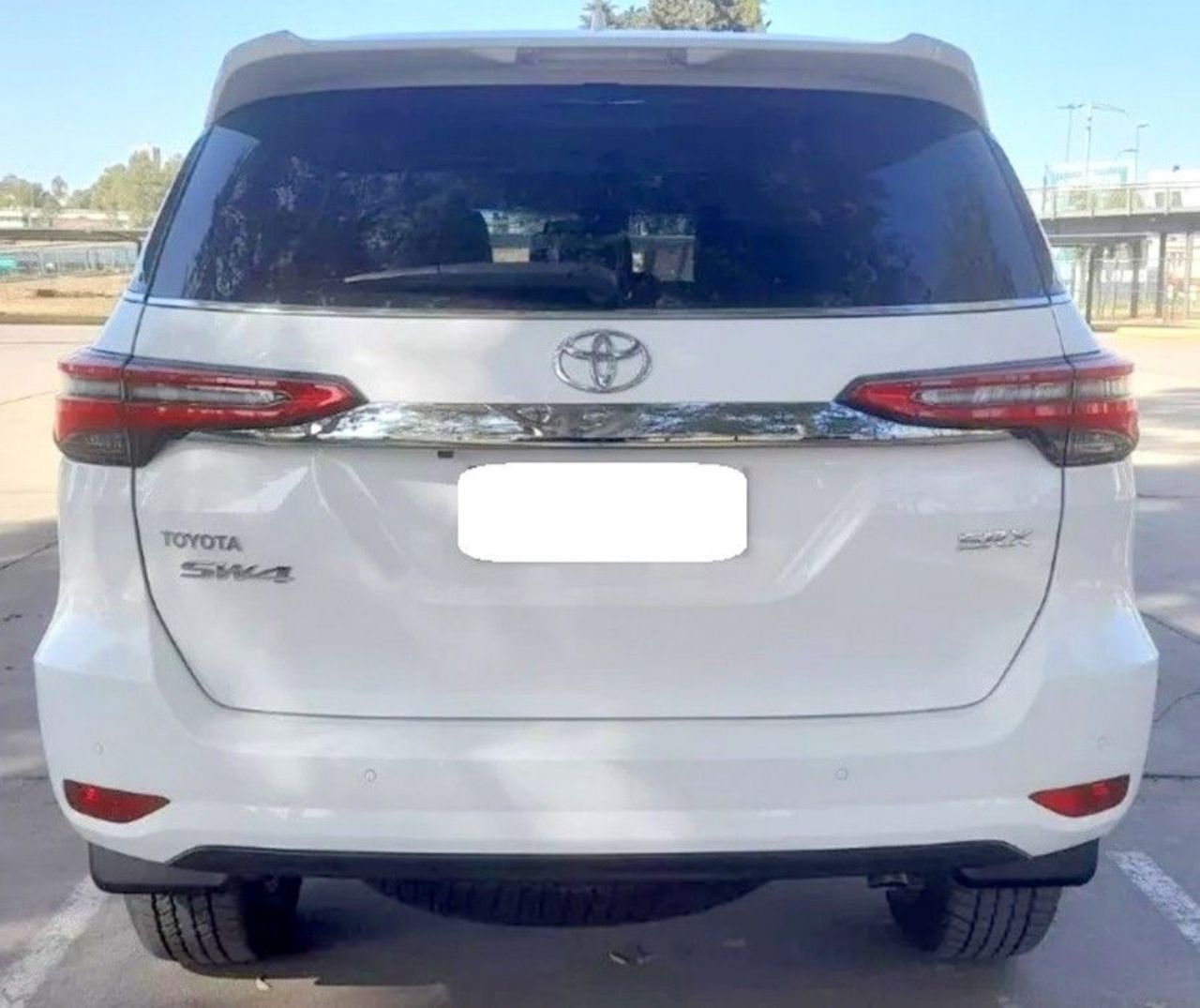 Toyota Hilux SW4 Nuevo en Córdoba, deRuedas
