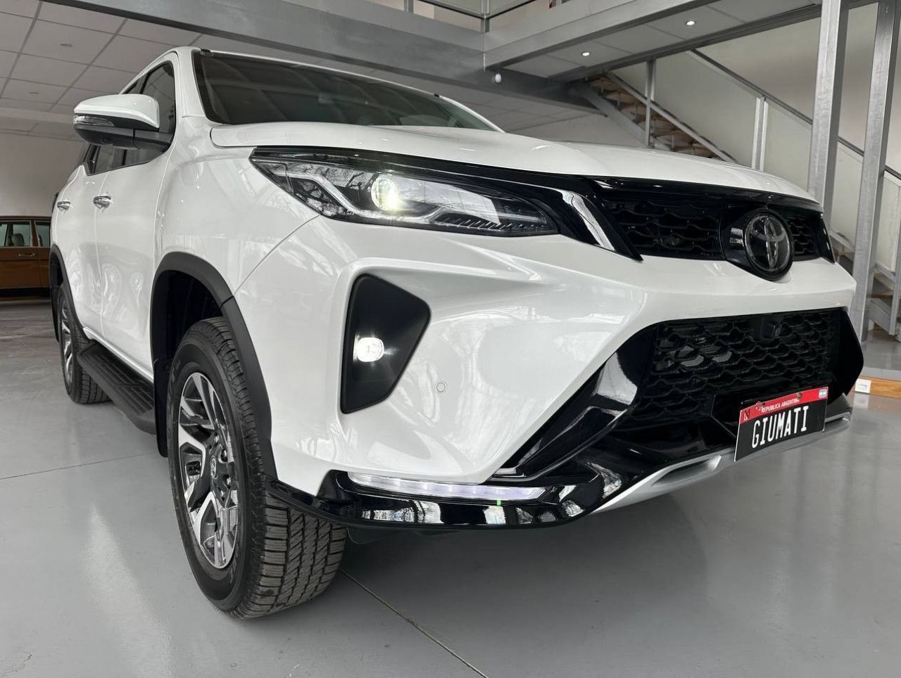 Toyota Hilux SW4 Nuevo Financiado en Mendoza, deRuedas