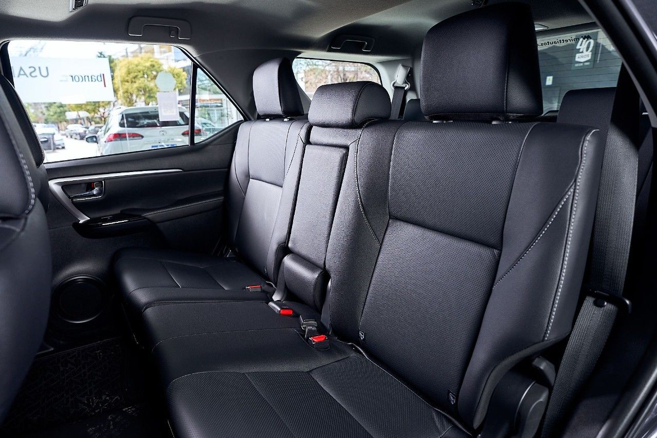 Toyota Hilux SW4 Nuevo Financiado en Córdoba, deRuedas