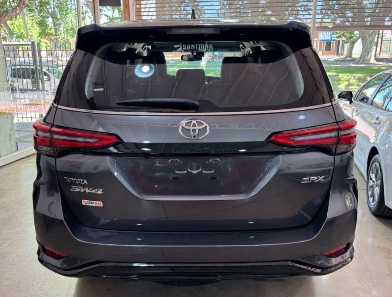 Toyota Hilux SW4 Nuevo en Mendoza, deRuedas