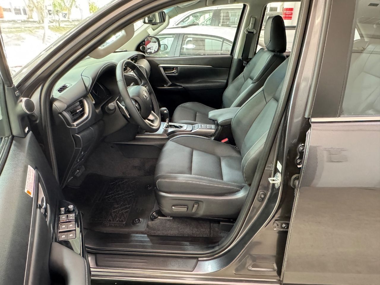 Toyota Hilux SW4 Nuevo en Mendoza, deRuedas