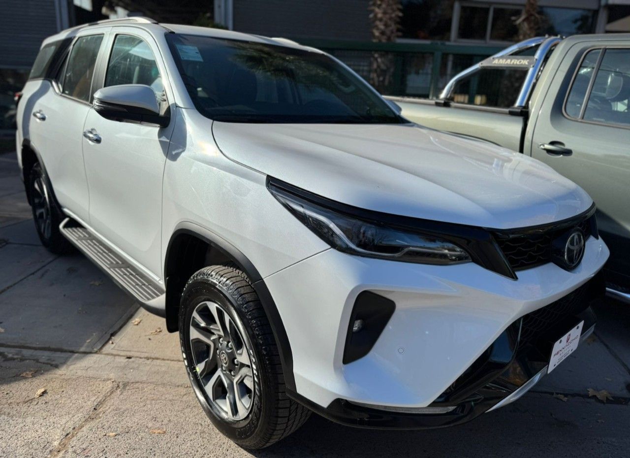 Toyota Hilux SW4 Nuevo en Mendoza, deRuedas