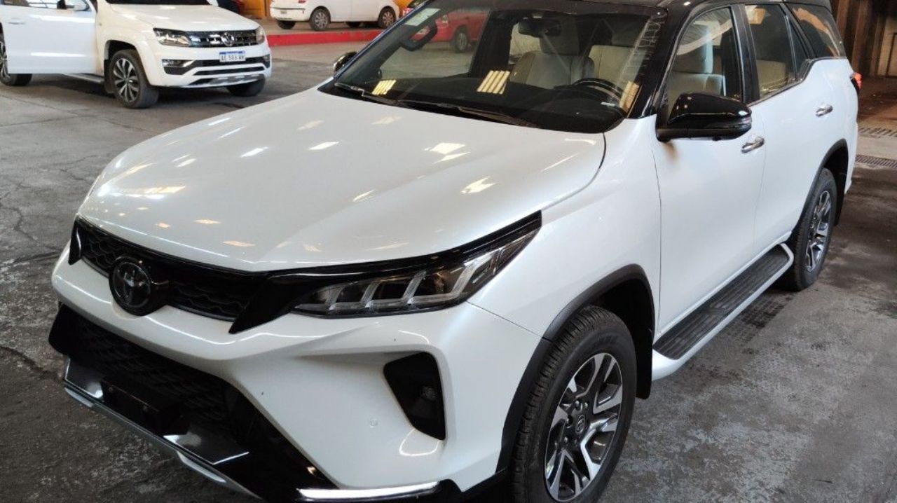 Toyota Hilux SW4 Nuevo en Buenos Aires, deRuedas